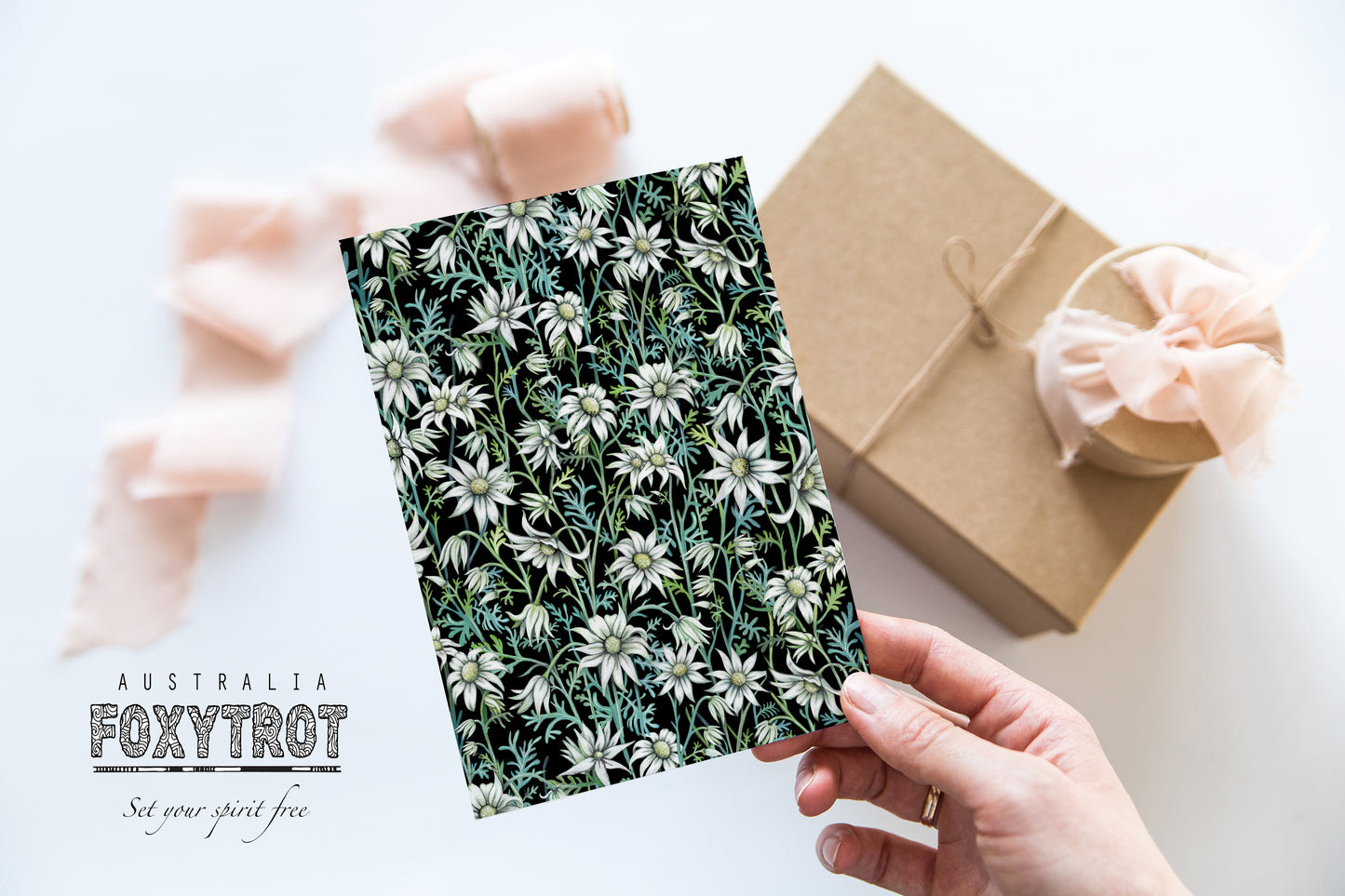 Flannel Flower Pattern Card